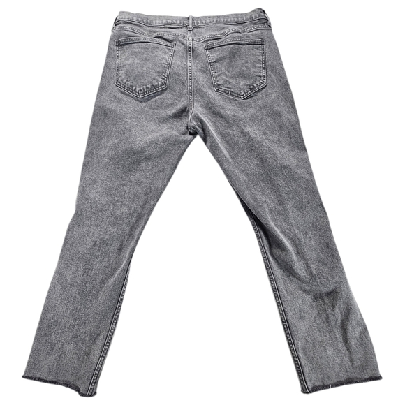 Gap Distressed vintage slim mid rise Gray Denim Jeans size 32/ 14R - Picture 2 of 5